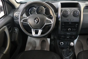 Внедорожник Renault Duster 2019 года, 1619000 рублей, Омск