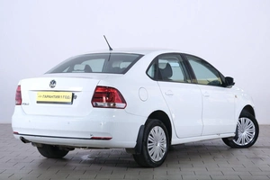 Седан Volkswagen Polo 2016 года, 889000 рублей, Омск
