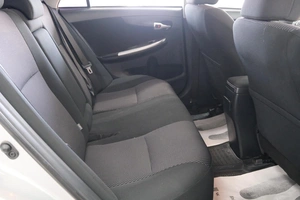 Седан Toyota Corolla 2011 года, 1239000 рублей, Омск