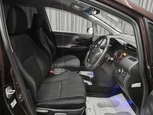 Минивэн Toyota Wish 2011 года, 1249000 рублей, Красноярск