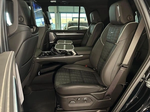 Внедорожник Cadillac Escalade-V 2025 года, 28200000 рублей, Павловская Слобода