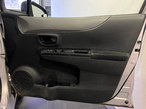 Хетчбэк Toyota Vitz 2013 года, 839000 рублей, Красноярск