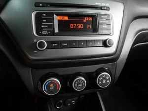 Седан Kia Rio 2016 года, 1049000 рублей, Воронеж