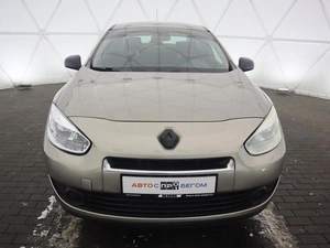 Седан Renault Fluence 2011 года, 655000 рублей, Орёл