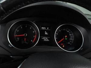 Седан Volkswagen Jetta 2015 года, 1249000 рублей, Воронеж