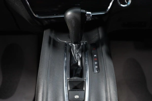 Внедорожник Honda Vezel 2018 года, 1859000 рублей, Новосибирск