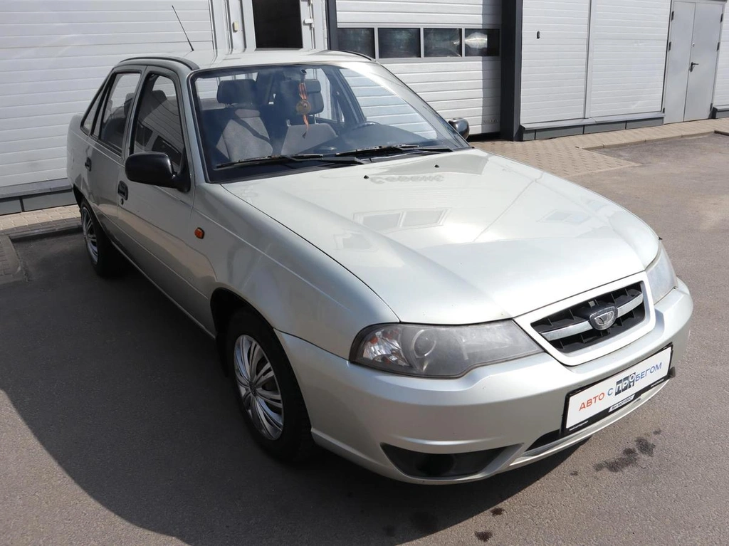 Седан Daewoo Nexia 2009 года, 350000 рублей, Железногорск