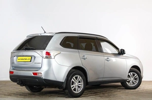 Внедорожник Mitsubishi Outlander 2012 года, 1409000 рублей, Тюмень