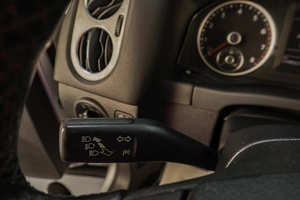 Внедорожник Volkswagen Tiguan 2010 года, 1229000 рублей, Челябинск