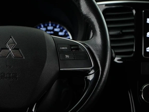 Внедорожник Mitsubishi Outlander 2018 года, 2035055 рублей, Москва