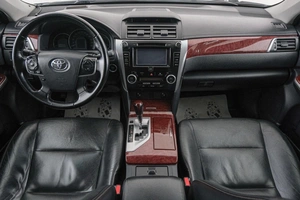 Седан Toyota Camry 2014 года, 1799000 рублей, Красноярск