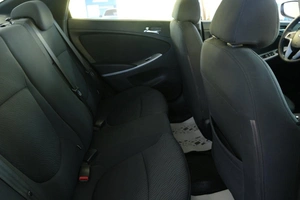 Седан Hyundai Solaris 2011 года, 959000 рублей, Омск