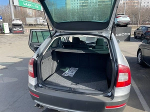 Универсал Skoda Octavia 2011 года, 1200000 рублей, Красноярск