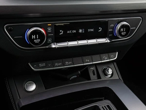 Внедорожник Audi Q5L 2023 года, 5198000 рублей, Краснодар