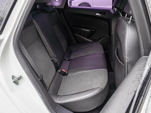 Хетчбэк Opel Astra 2012 года, 798000 рублей, Краснодар