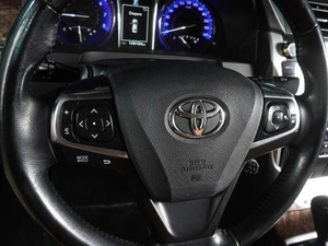 Седан Toyota Camry 2017 года, 2149000 рублей, Воронеж