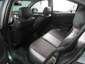 Седан Opel Astra 2012 года, 729000 рублей, Воронеж