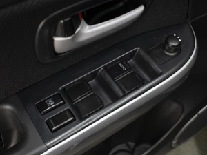 Внедорожник Suzuki Grand Vitara 2010 года, 990000 рублей, Омск