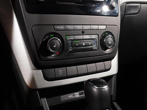 Внедорожник Skoda Yeti 2017 года, 1570222 рублей, Тверь