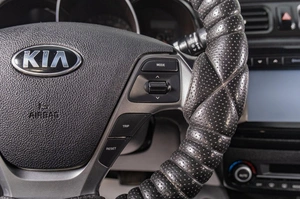 Седан Kia Rio 2016 года, 1059000 рублей, Томск