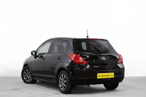 Хетчбэк Nissan Tiida 2012 года, 759000 рублей, Барнаул