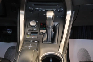 Внедорожник Lexus NX 2015 года, 3449000 рублей, Омск