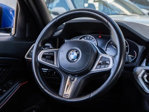 Седан BMW 3 серия 2019 года, 3650000 рублей, Волгоград