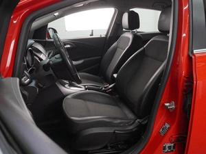 Хетчбэк Opel Astra 2012 года, 749000 рублей, Воронеж