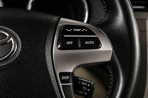 Внедорожник Toyota Highlander 2013 года, 2059000 рублей, Челябинск