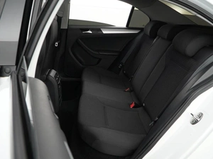 Седан Volkswagen Jetta 2017 года, 1347055 рублей, Москва