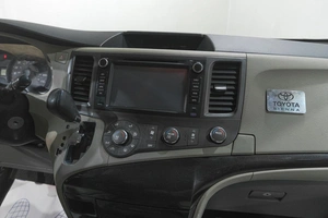 Минивэн Toyota Sienna 2010 года, 1539000 рублей, Новокузнецк