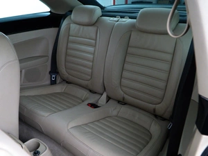 Хетчбэк Volkswagen Beetle 2014 года, 1599050 рублей, Москва