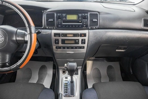 Седан Toyota Corolla 2006 года, 789000 рублей, Барнаул