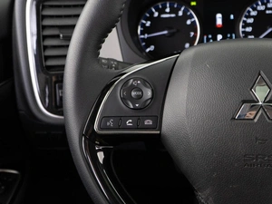 Внедорожник Mitsubishi Outlander 2022 года, 3096404 рублей, Москва