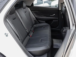 Седан Hyundai Elantra 2024 года, 2360000 рублей, Краснодар