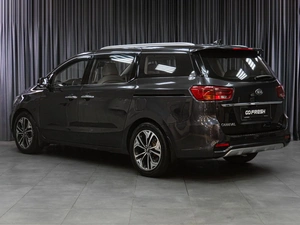 Минивэн Kia Carnival 2019 года, 3579000 рублей, Тюмень