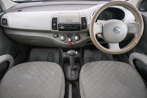 Хетчбэк Nissan March 2002 года, 429000 рублей, Красноярск