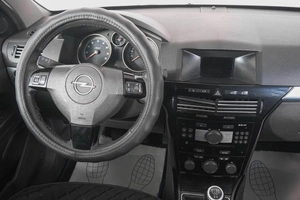 Седан Opel Astra 2008 года, 479000 рублей, Кемерово