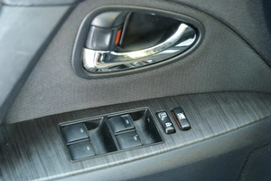 Седан Toyota Avensis 2009 года, 1049000 рублей, Омск