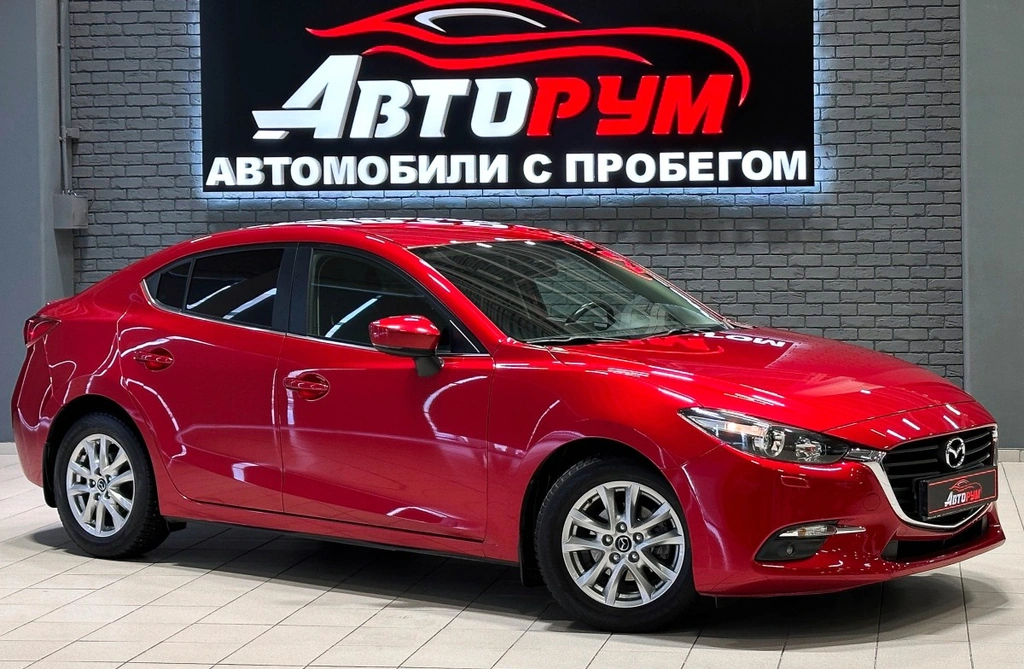 Хетчбэк Mazda 3 2017 года, 1740000 рублей, Красноярск