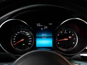 Седан Mercedes-benz C-класс 2018 года, 2689000 рублей, Тюмень