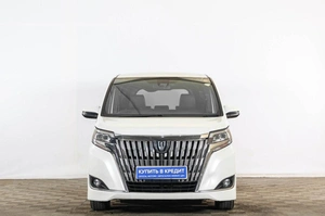 Минивэн Toyota Esquire 2017 года, 2399000 рублей, Тюмень