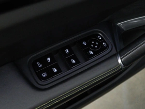 Внедорожник Porsche Cayenne Turbo S 2020 года, 14998888 рублей, Москва