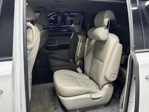 Минивэн Kia Carnival 2019 года, 2697000 рублей, Красноярск