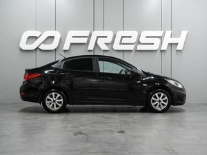 Седан Hyundai Solaris 2013 года, 819000 рублей, Воронеж