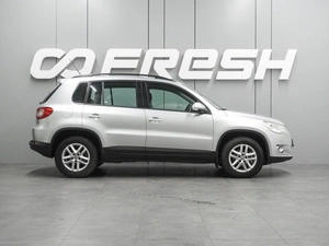 Внедорожник Volkswagen Tiguan 2011 года, 845000 рублей, Воронеж