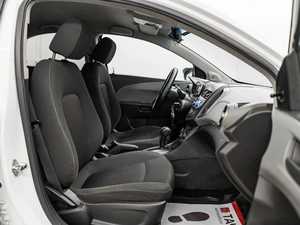 Седан Chevrolet Aveo 2013 года, 710000 рублей, Красноярск