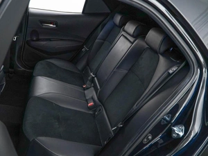 Хетчбэк Toyota Corolla 2022 года, 2250999 рублей, Москва