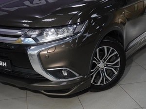 Внедорожник Mitsubishi Outlander 2017 года, 2820999 рублей, Тверь