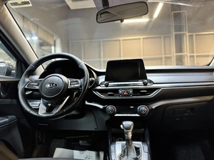 Седан Kia Cerato 2019 года, 1297000 рублей, Красноярск